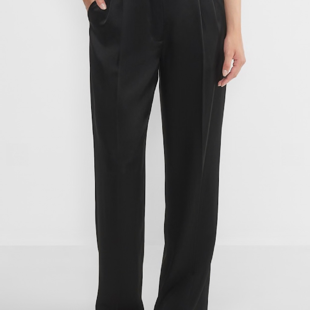 Aritzia Black Women's Trousers